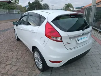 Carro/Camioneta - FORD - Fiesta - TIT./TIT.Plus 1.6 16V Flex Aut. - 2015