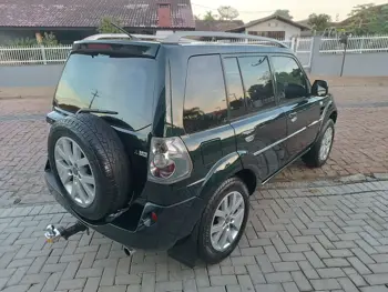 Carro/Camioneta - MITSUBISHI - Pajero - TR4 2.0/ 2.0 Flex 16V 4x4 Aut. - 