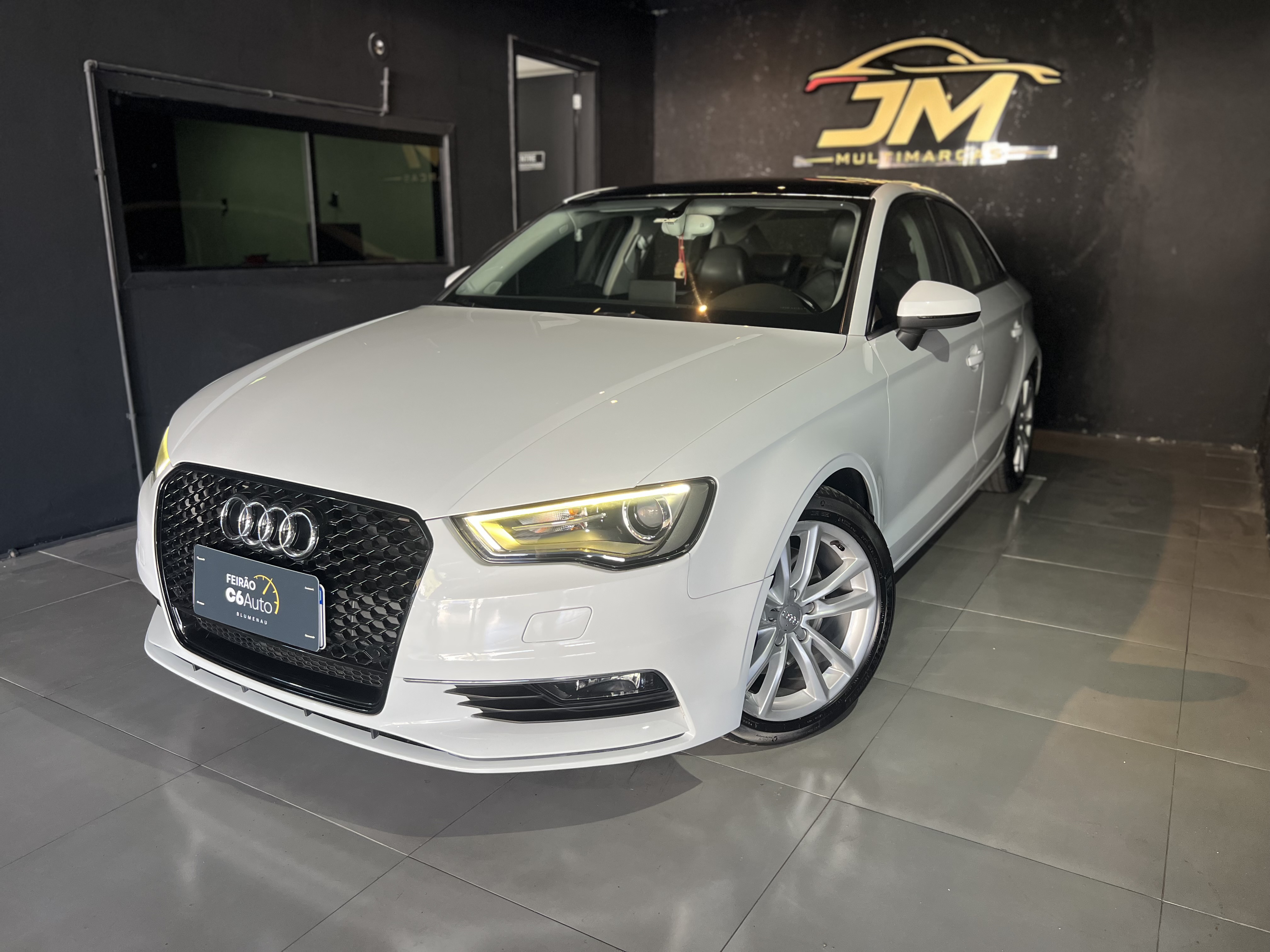 Carro/Camioneta - AUDI - A3 - Sed.1.8/1.8 Ambit.16V TB FSI S-tronic - 2015
