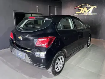 Carro/Camioneta - GM - CHEVROLET - ONIX - HATCH LT 1.0 8V FlexPower 5p Mec. - 2019