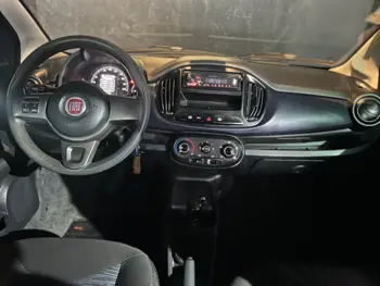Carro/Camioneta - FIAT - UNO - ATTRACTIVE 1.0 Flex 6V 5p - 2017