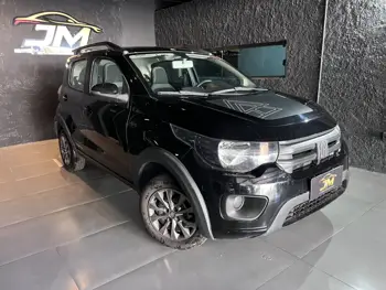 Carro/Camioneta - FIAT - MOBI - TREKKING 1.0 Flex 5p. - 2022