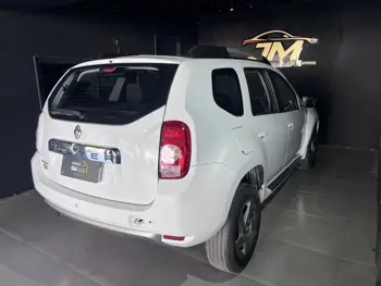 Carro/Camioneta - RENAULT - DUSTER - Dynamique 1.6 Flex 16V Mec. - 2015