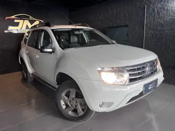 Carro/Camioneta - RENAULT - DUSTER - Dynamique 1.6 Flex 16V Mec. - 2015