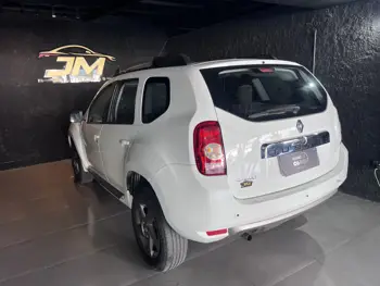 Carro/Camioneta - RENAULT - DUSTER - Dynamique 1.6 Flex 16V Mec. - 2015