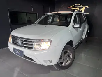 Carro/Camioneta - RENAULT - DUSTER - Dynamique 1.6 Flex 16V Mec. - 2015