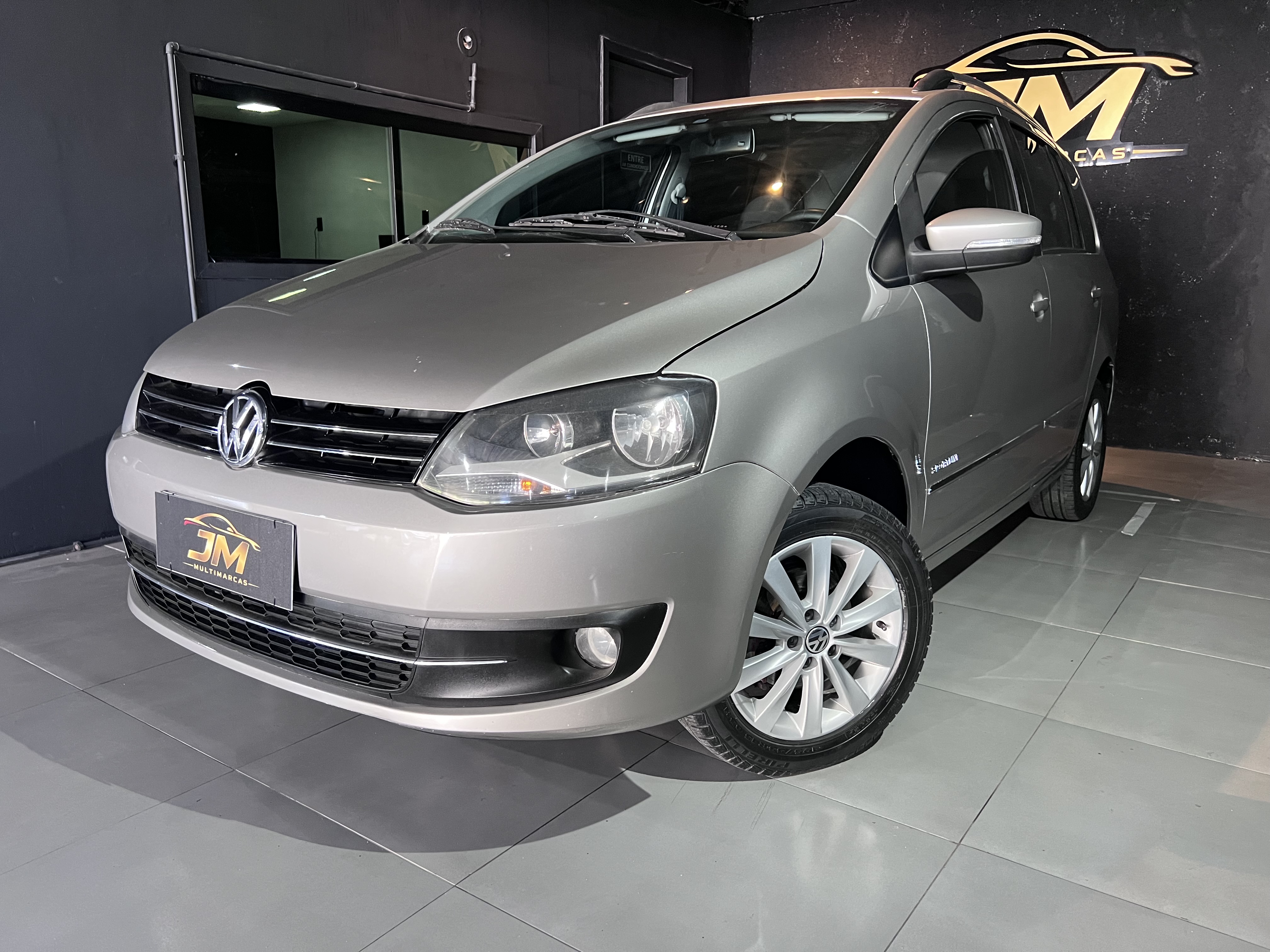 Carro/Camioneta - VW - VOLKSWAGEN - SPACEFOX - SPORTLINE/HIGHLINE 1.6 T.Flex - 2012