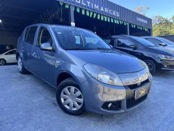 Carro/Camioneta - RENAULT - SANDERO - Authentique Hi-Flex 1.0 16V 5p - 2014