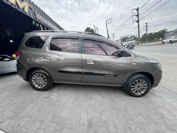 Carro/Camioneta - GM - CHEVROLET - SPIN - ADVANTAGE 1.8 8V Econo.Flex 5p Aut. - 2014