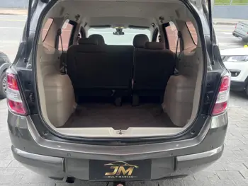 Carro/Camioneta - GM - CHEVROLET - SPIN - ADVANTAGE 1.8 8V Econo.Flex 5p Aut. - 2014