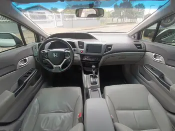 Carro/Camioneta - HONDA - Civic - Sedan LXR 2.0 Flexone 16V Aut. 4p - 2014