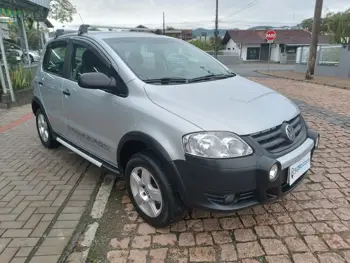Carro/Camioneta - VW - VOLKSWAGEN - CROSSFOX - 1.6 Mi Total Flex 8V 5p - 2008