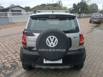 Carro/Camioneta - VW - VOLKSWAGEN - CROSSFOX - 1.6 Mi Total Flex 8V 5p - 2008