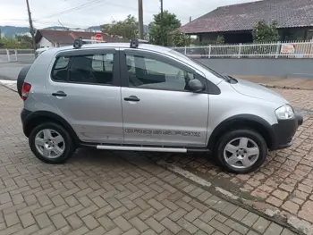 Carro/Camioneta - VW - VOLKSWAGEN - CROSSFOX - 1.6 Mi Total Flex 8V 5p - 2008