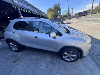 Carro/Camioneta - GM - CHEVROLET - TRACKER - LTZ 1.8 16V Flex 4x2 Aut. - 2015