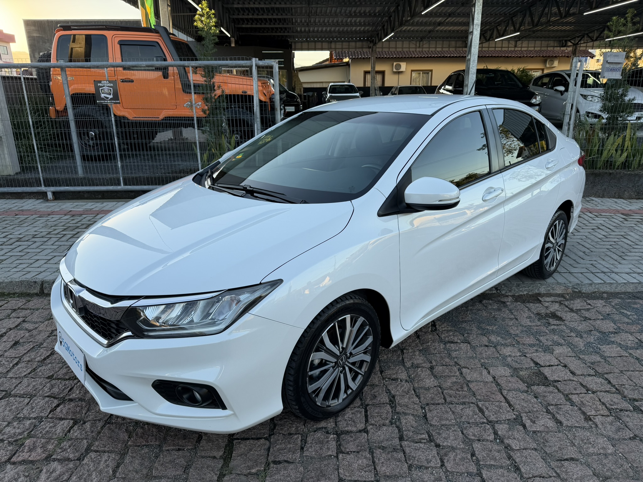 Carro/Camioneta - HONDA - CITY - Sedan EXL 1.5 Flex  16V 4p Aut. - 2020