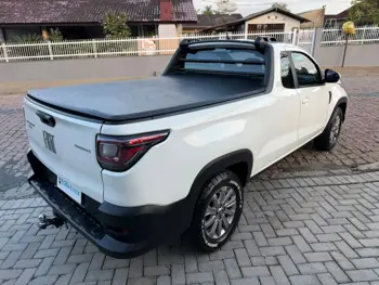 Carro/Camioneta - FIAT - Strada - Freedom 1.3 Flex 8V  CS Plus - 2021