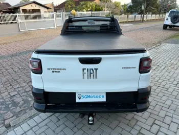 Carro/Camioneta - FIAT - Strada - Freedom 1.3 Flex 8V  CS Plus - 2021