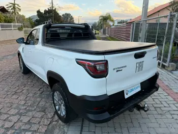 Carro/Camioneta - FIAT - Strada - Freedom 1.3 Flex 8V  CS Plus - 2021