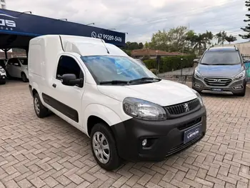 Carro/Camioneta - PEUGEOT - Partner - Rapid Busin. Pack 1.4 Flex Mec. - 2025