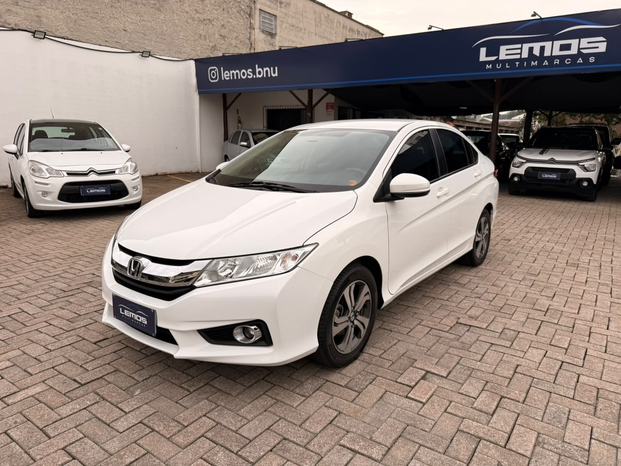 Carro/Camioneta - HONDA - CITY - Sedan LX 1.5 Flex 16V 4p Aut. - 2015