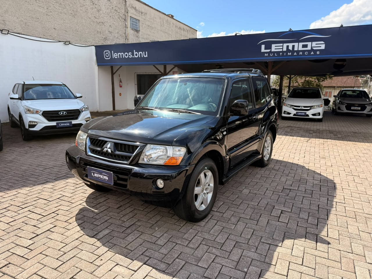 Carro/Camioneta - MITSUBISHI - Pajero - GLS HPE/HPE Full 3.8 233cv 5p Aut - 2005