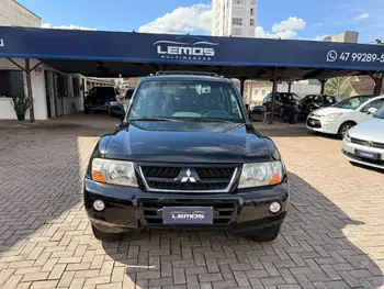 Carro/Camioneta - MITSUBISHI - Pajero - GLS HPE/HPE Full 3.8 233cv 5p Aut - 2005