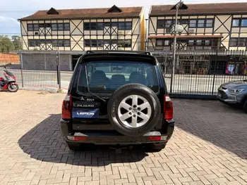 Carro/Camioneta - MITSUBISHI - Pajero - GLS HPE/HPE Full 3.8 233cv 5p Aut - 2005