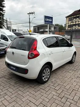 Carro/Camioneta - FIAT - Palio - ATTRA./ITÁLIA 1.4 EVO F.Flex 8V 5p - 2015