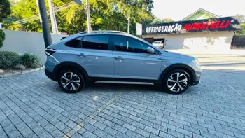 Carro/Camioneta - VW - VOLKSWAGEN - Nivus - Highline 1.0 200 TSI Flex Aut. - 2022