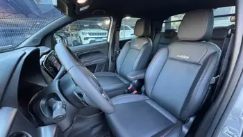 Carro/Camioneta - FIAT - Strada - Ultra 1.0 Flex Turbo CD Aut. - 2026