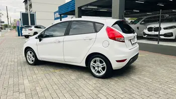 Carro/Camioneta - FORD - Fiesta - SEL 1.6 16V Flex Mec. 5p - 2018