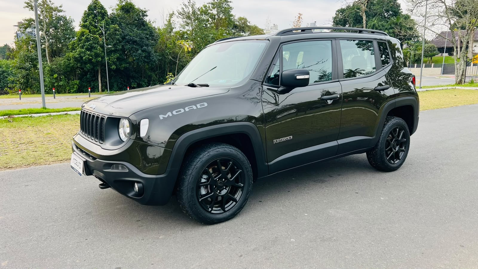 Carro/Camioneta - JEEP - Renegade - Moab 2.0 4x4 TB Diesel Aut. - 2021