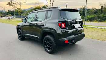 Carro/Camioneta - JEEP - Renegade - Moab 2.0 4x4 TB Diesel Aut. - 2021