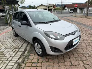 Carro/Camioneta - FORD - Fiesta - 1.6 8V Flex/Class 1.6 8V Flex 5p - 2012