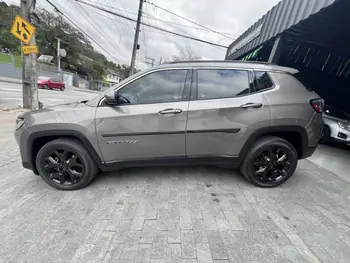 Carro/Camioneta - JEEP - COMPASS - LONGITUDE 2.0 4x2 Flex 16V Aut. - 2021