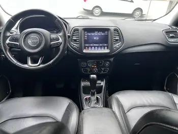 Carro/Camioneta - JEEP - COMPASS - LONGITUDE 2.0 4x2 Flex 16V Aut. - 2021