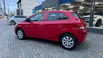 Carro/Camioneta - GM - CHEVROLET - ONIX - HATCH LT 1.0 8V FlexPower 5p Mec. - 2016