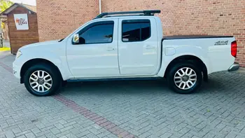 Carro/Camioneta - NISSAN - Frontier - SL CD 4x4 2.5TB Diesel Aut - 2015