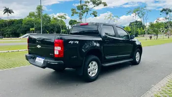 Carro/Camioneta - GM - CHEVROLET - S10 - Pick-Up LT 2.8 TDI 4x4 CD Diesel Aut - 2013