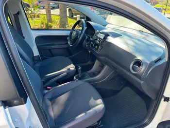 Carro/Camioneta - VW - VOLKSWAGEN - up! - Xtreme 1.0 TSI Total Flex 12V 5p - 2021