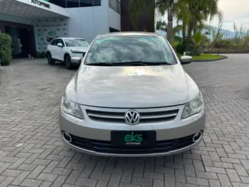 Carro/Camioneta - VW - VOLKSWAGEN - VOYAGE - 1.0/1.0 City Mi Total Flex 8V 4p - 2011