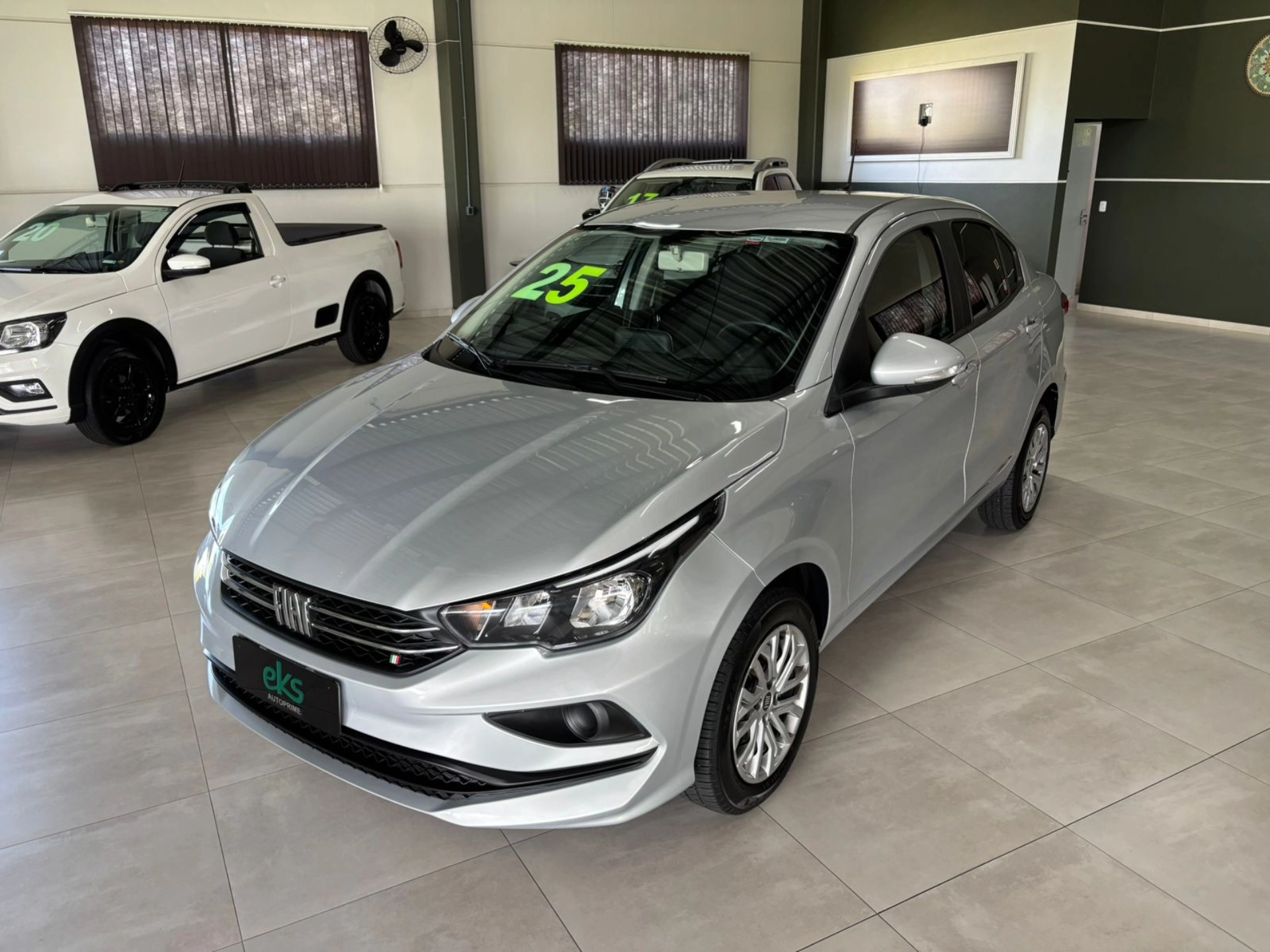 Carro/Camioneta - FIAT - CRONOS - DRIVE 1.3 8V Flex - 2025