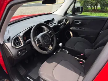 Carro/Camioneta - JEEP - Renegade - Sport 1.8 4x2 Flex 16V Mec. - 2016