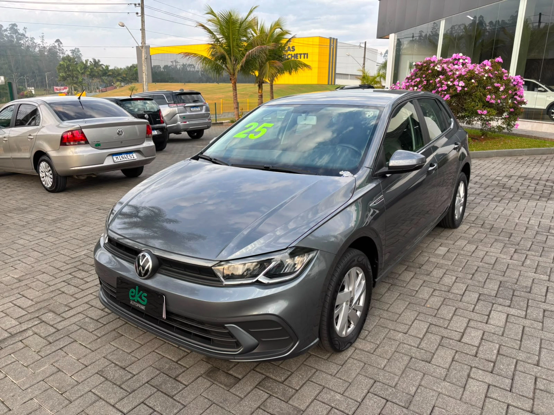 Carro/Camioneta - VW - VOLKSWAGEN - Polo - Comfortline TSI 1.0 Flex 12V Aut. - 2025