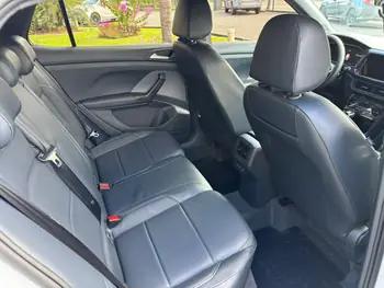 Carro/Camioneta - VW - VOLKSWAGEN - T-Cross - Comfor. 200 TSI 1.0 Flex 5p Aut. - 2023