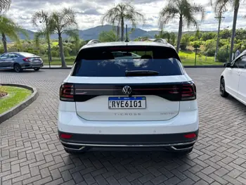Carro/Camioneta - VW - VOLKSWAGEN - T-Cross - Comfor. 200 TSI 1.0 Flex 5p Aut. - 2023