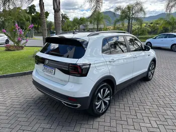 Carro/Camioneta - VW - VOLKSWAGEN - T-Cross - Comfor. 200 TSI 1.0 Flex 5p Aut. - 2023