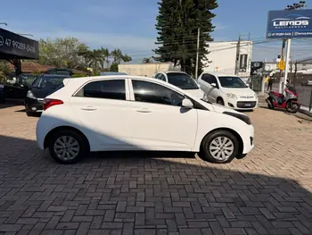 Carro/Camioneta - HYUNDAI - HB20 - Comf./C.Plus/C.Style 1.0 Flex 12V - 2014