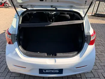 Carro/Camioneta - HYUNDAI - HB20 - Comf./C.Plus/C.Style 1.0 Flex 12V - 2014